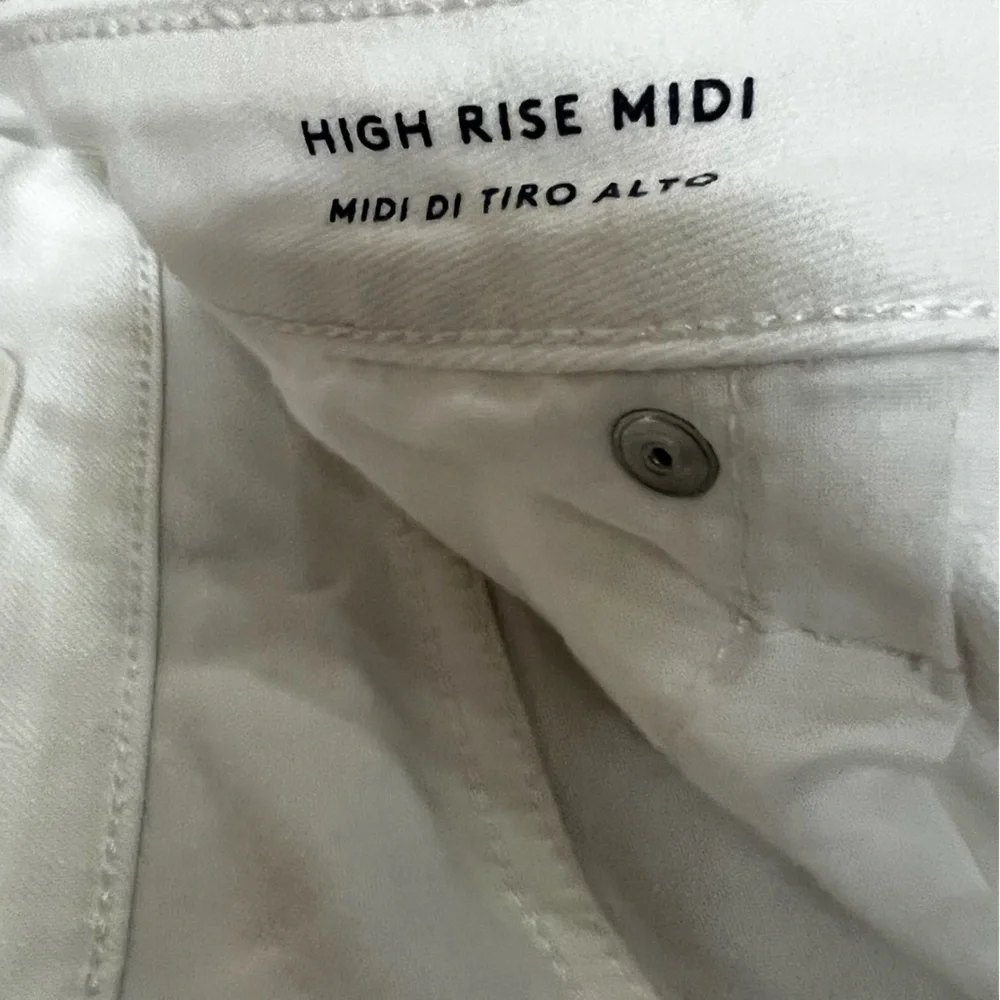 UNIVERSAL THREAD SHORTS WHITE - Picture 7 of 10